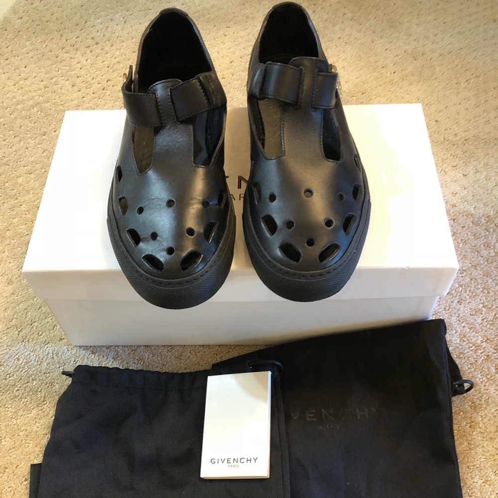 Givenchy Shoes/Sandals. Rare.